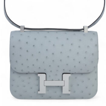 Constance 24 Bleu Glacier Ostrich